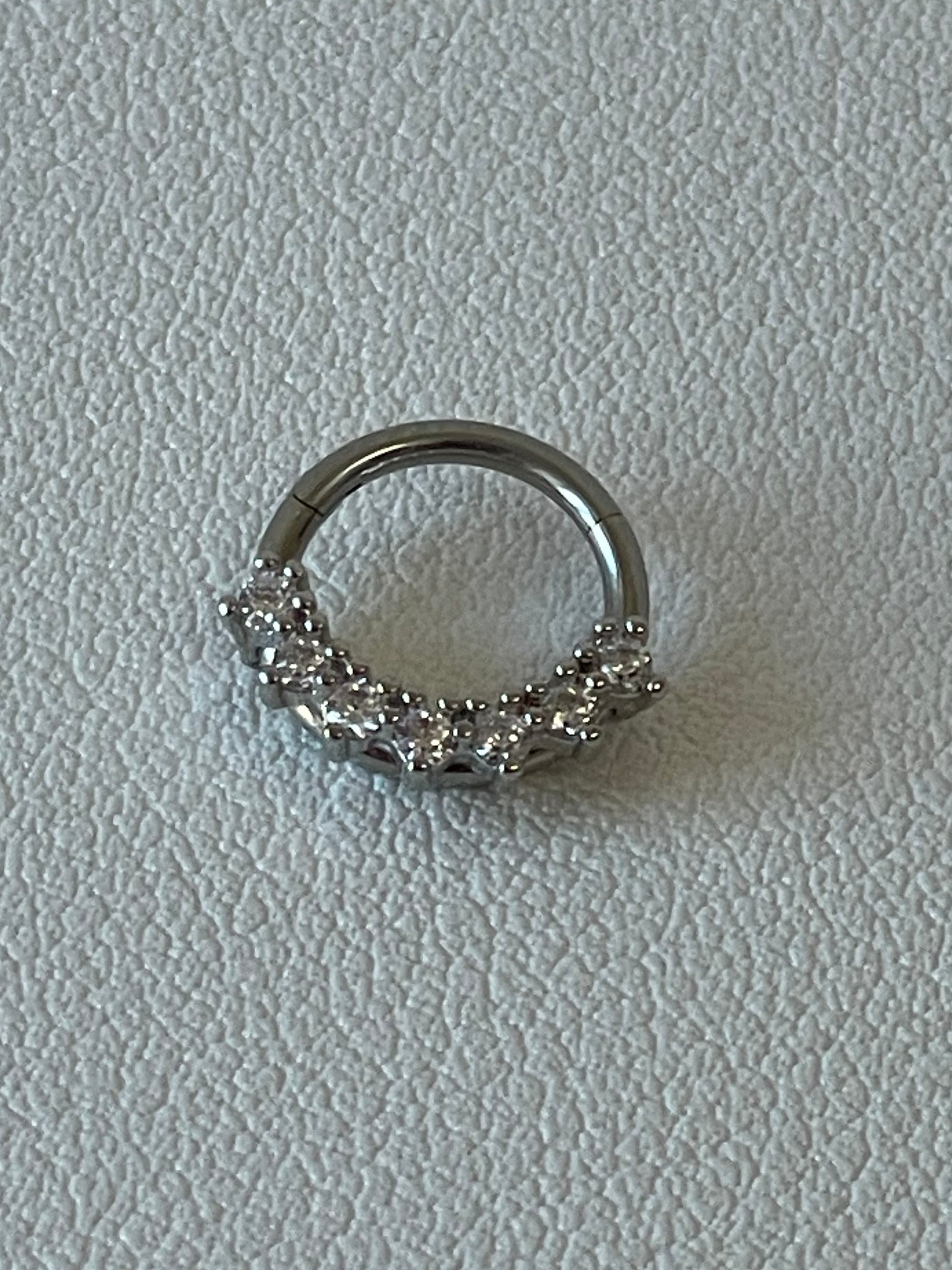 Sophia - Piercing septum